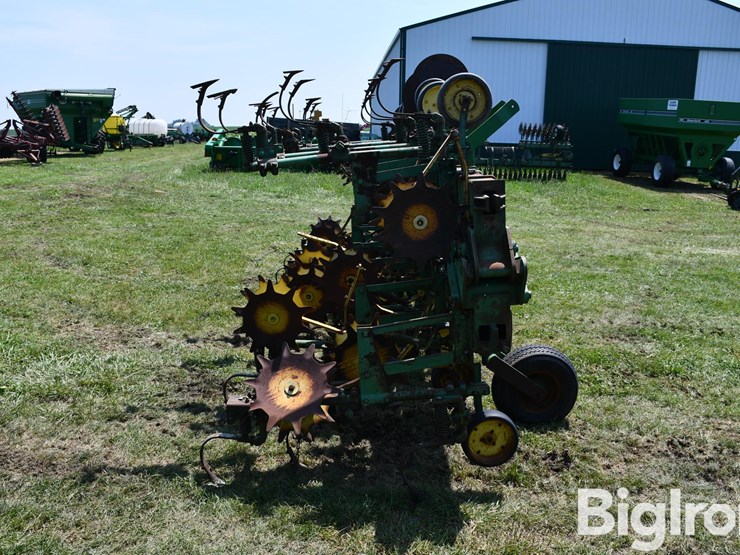 john-deere-85-image-4