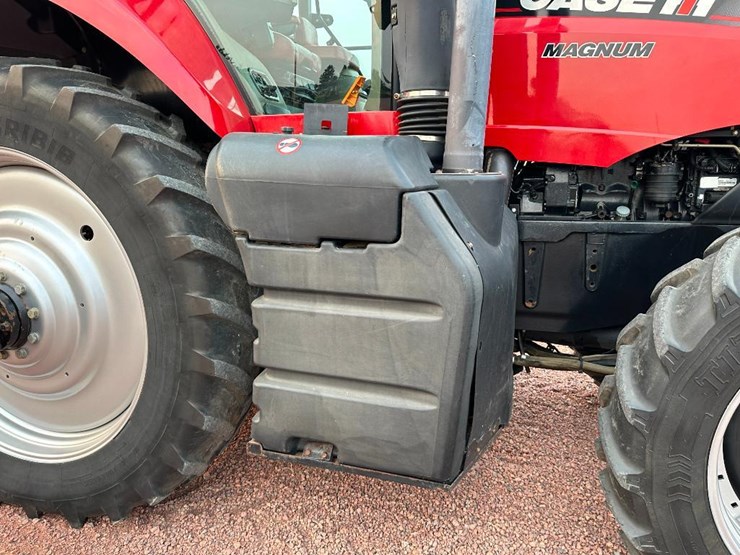 2012-case-ih-magnum-260-image-20