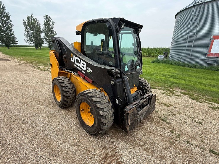 jcb-260-image-5