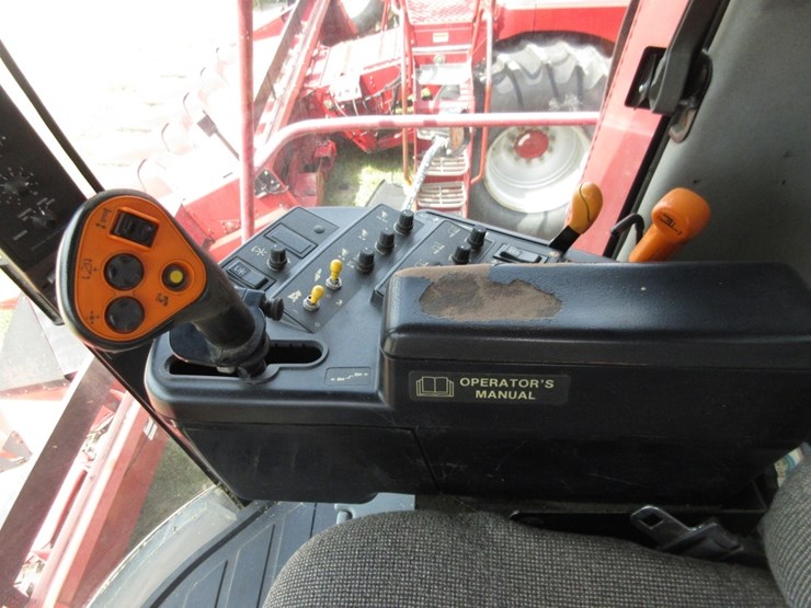 case-ih-2388-image-17