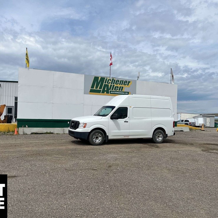 2013 NISSAN NV3500HD