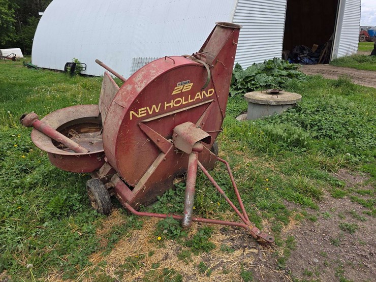 new-holland-28-image-3