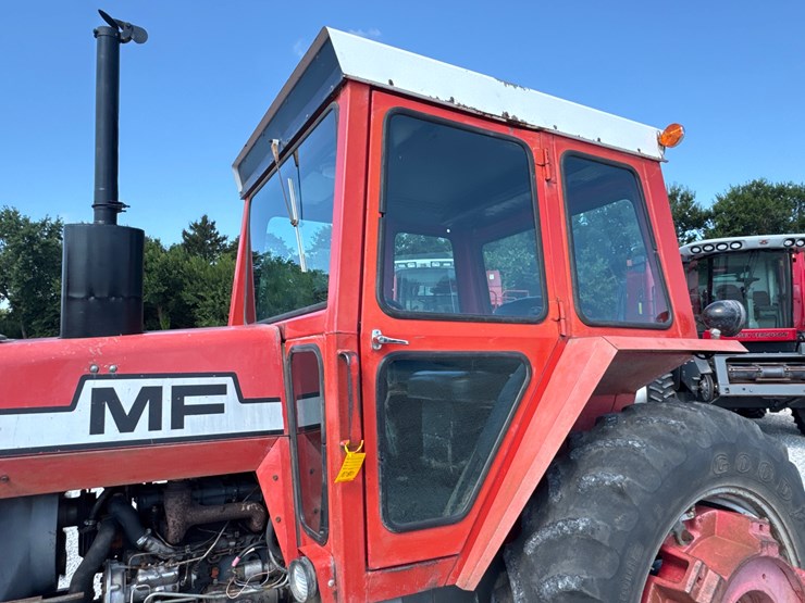 massey-ferguson-1085-image-15