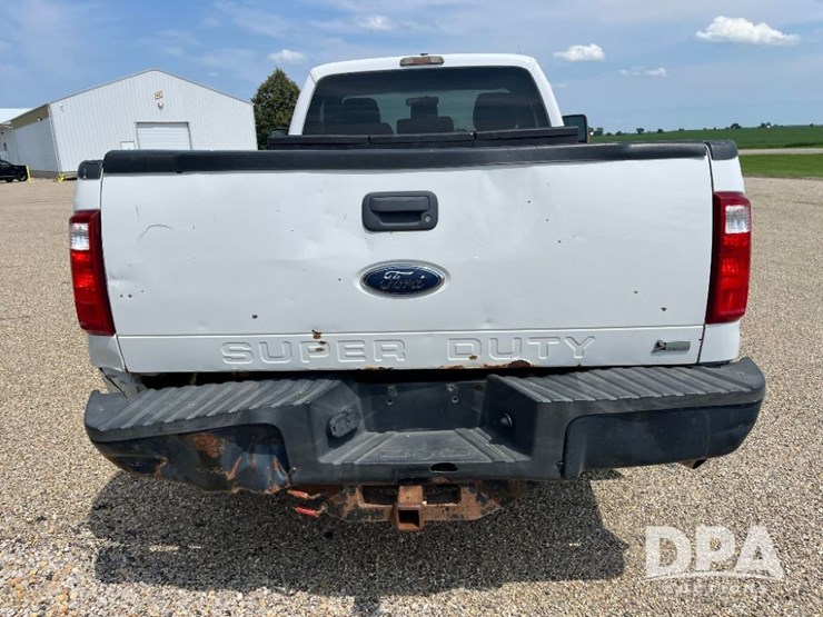2011-ford-f250-image-36