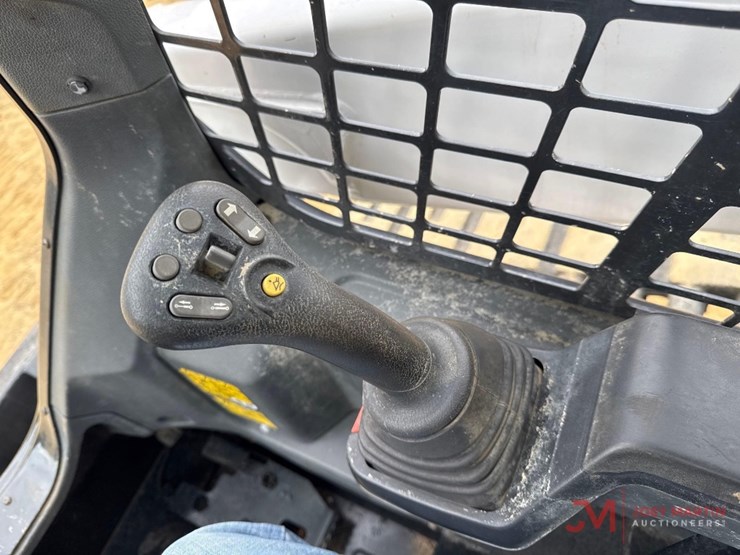 2021-bobcat-t66-image-15
