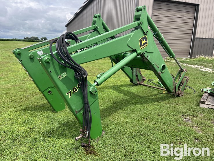 john-deere-740-image-5