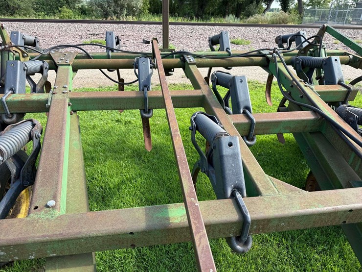 john-deere-610-image-14