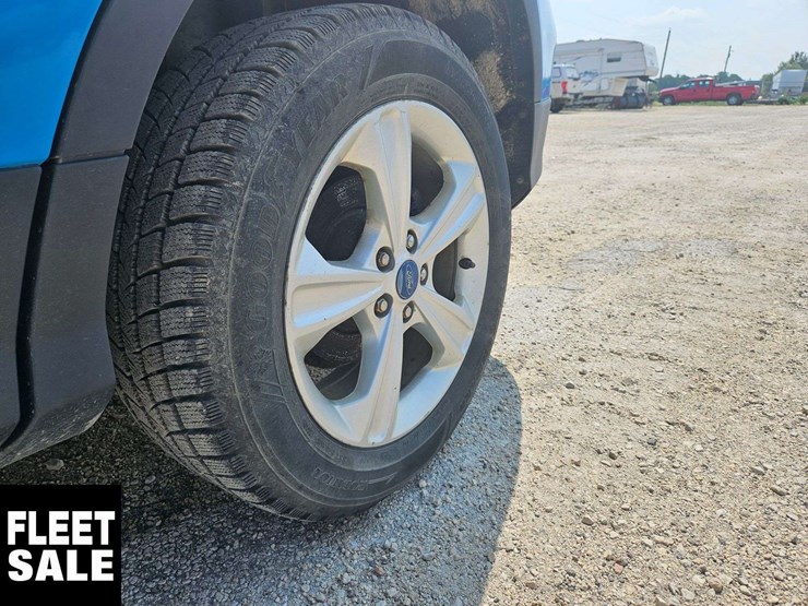 2013-ford-escape-image-14