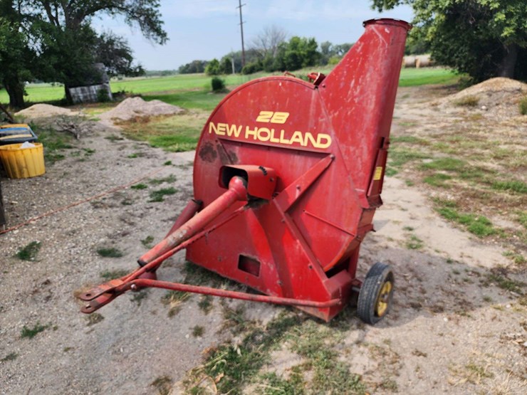 new-holland-28-image-2