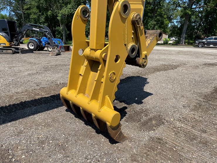 caterpillar-345c-image-21