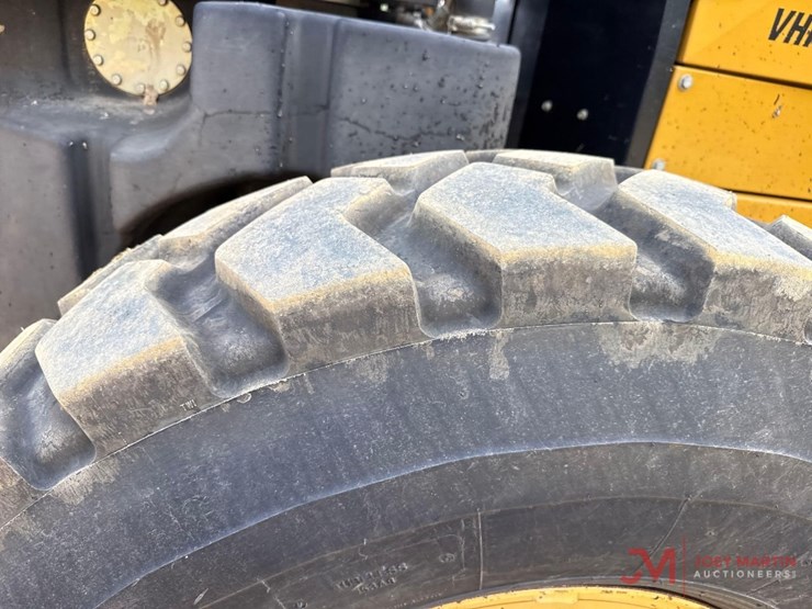 2010-caterpillar-140m-vhp-plus-image-13