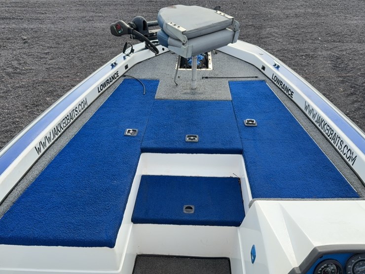 #3055-•-1995-blazer-20'-bass-boat-image-11