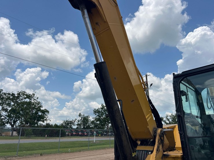 2019-caterpillar-308-cr-image-12