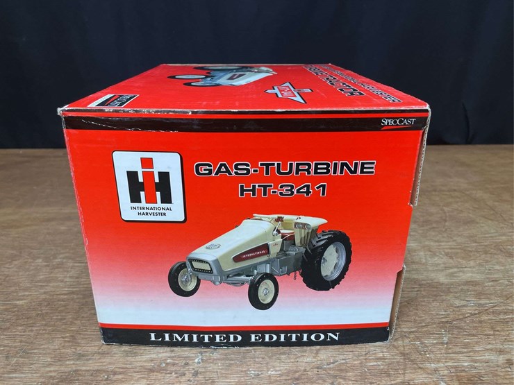 1/16-ih-ht-341-turbine-tractor-nib-sc-image-10