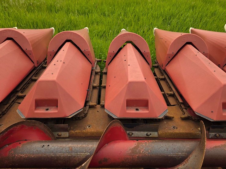 case-ih-1083-image-18
