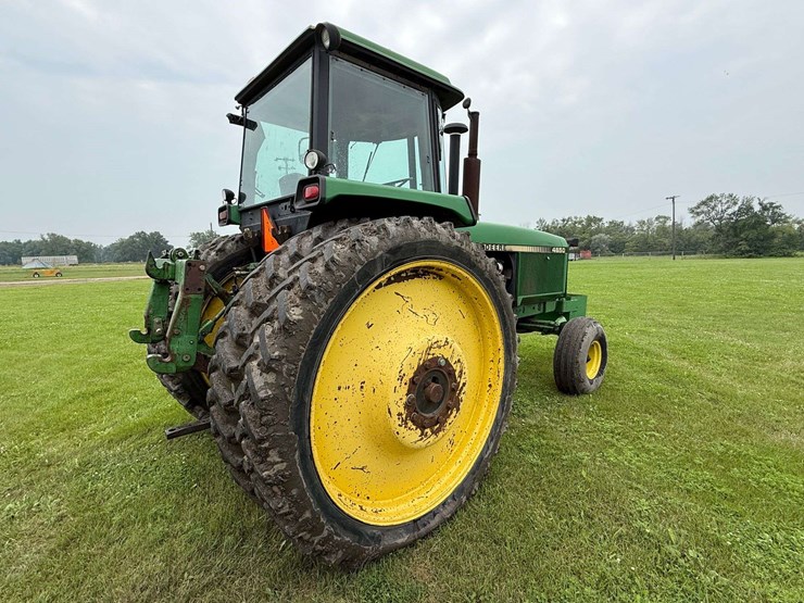 1983-john-deere-4650-image-9