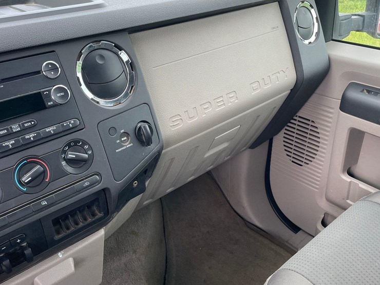 2009-ford-f250-image-45