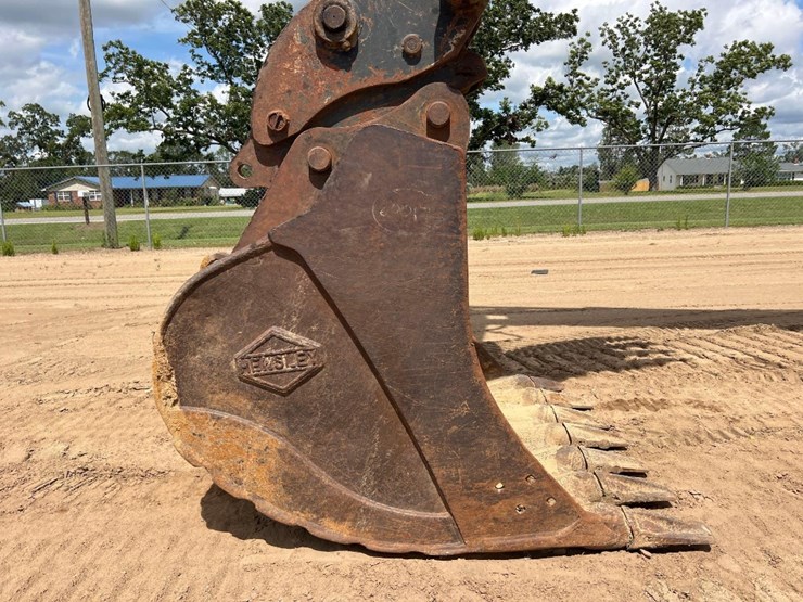 2013-komatsu-pc490-lc-10-image-9
