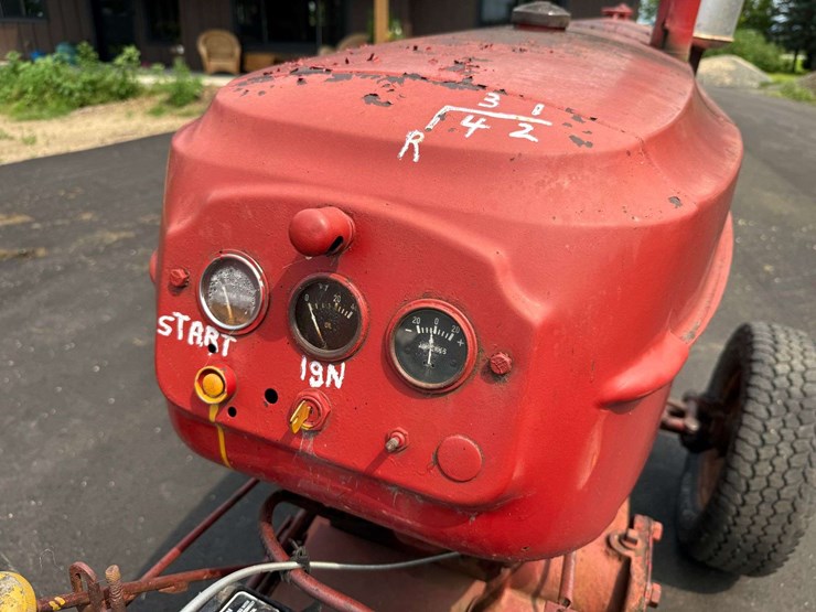 massey-harris-55-image-26