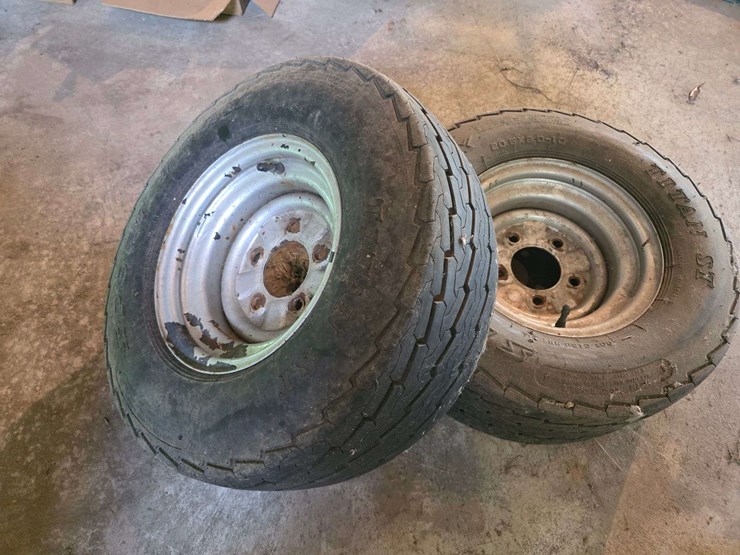 (2)-20.5x8.0-10-titan-tires-on-5-bolt-rims,-buying-both-for-one-money-image-3
