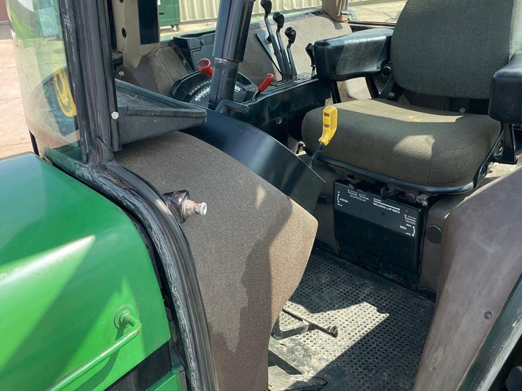 john-deere-4755-image-35