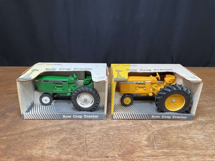john-deere-16-image-1