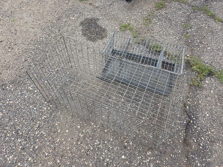 misc-cages,-large-case,-4-place-rabbit-carrier-with-lock-image-5