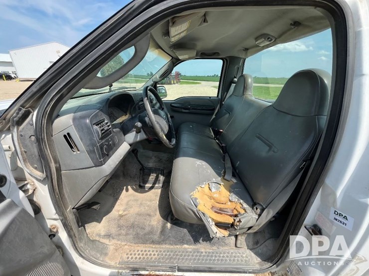 2005-ford-f250-xl-image-48