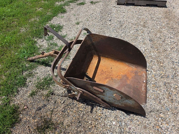 horse-drawn-dirt-mover-image-2