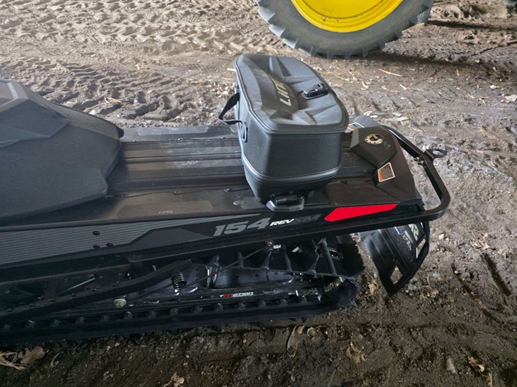 2018-ski-doo-summit-snowmobile,-154”-track,-600-e-tech,-electric-start,-6,565-miles,-comes-with-sled-image-8