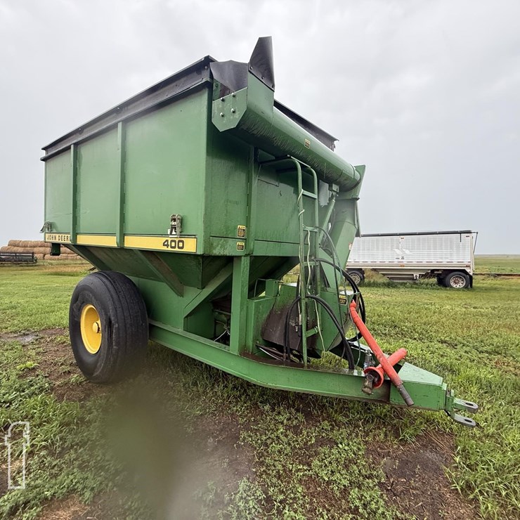 JOHN DEERE 400