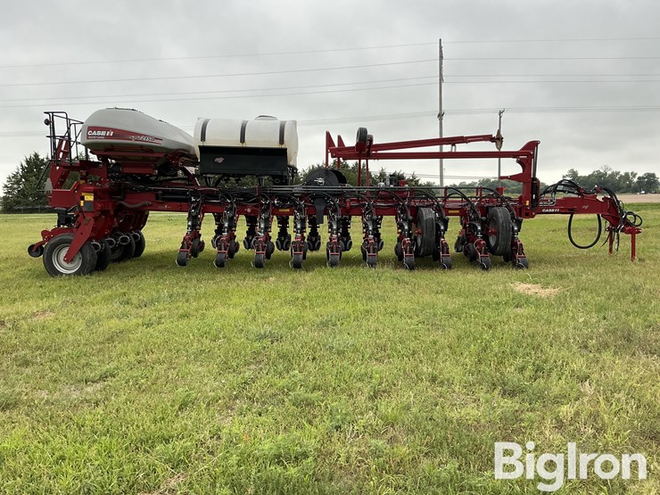 2019-case-ih-2150-image-4