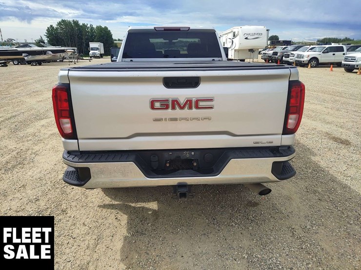 2021-gmc-sierra-2500hd-image-18