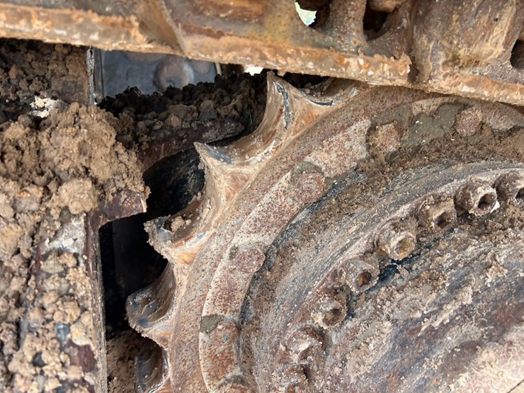 2015-caterpillar-336fl-image-10