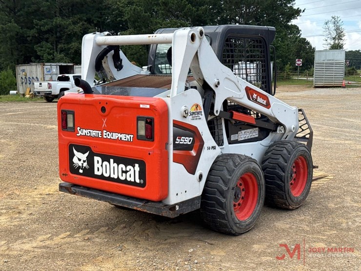 2022-bobcat-s590-image-4