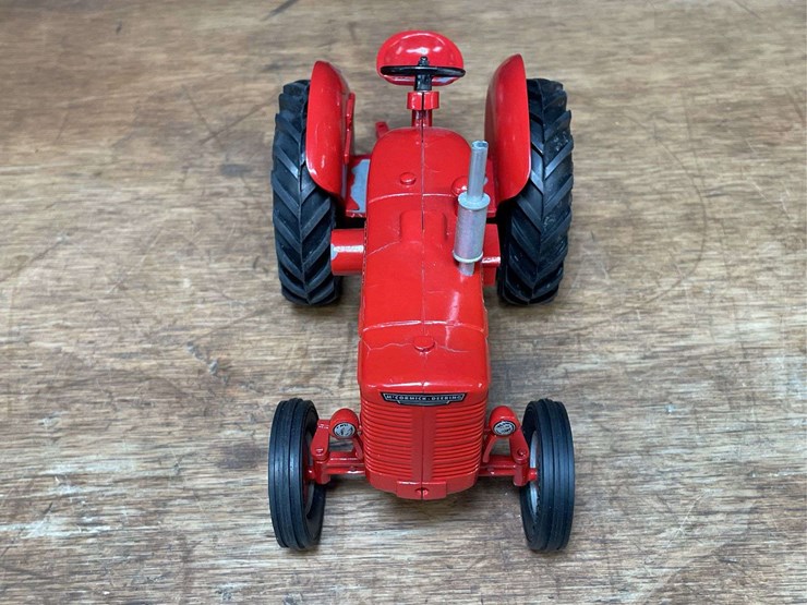 1/16-mccormick-w-4-1990-lafayette-c&m-image-13
