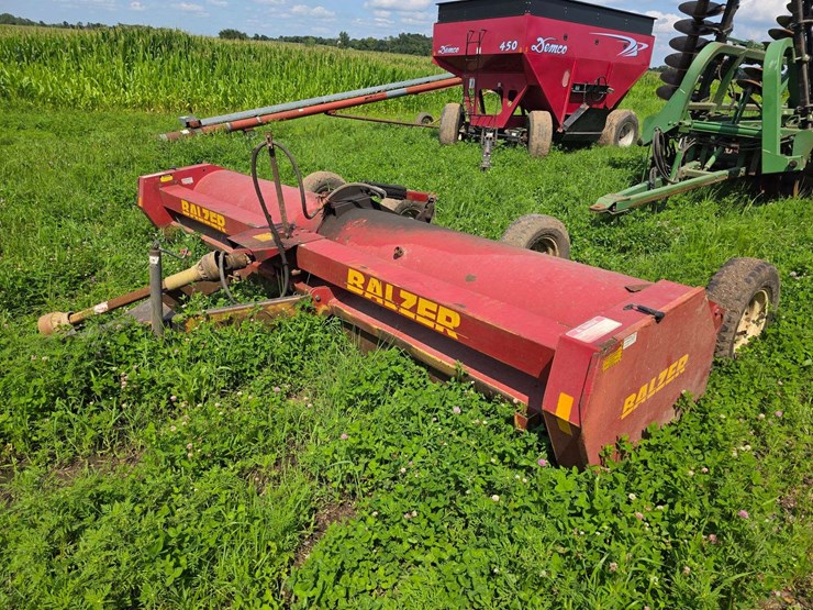 blazer-1500-stalk-chopper,-6-row-22”-(15’),-1000-pto,-4-rear-assist-wheels,-15”-tires-on-6-bolt-rims-image-15