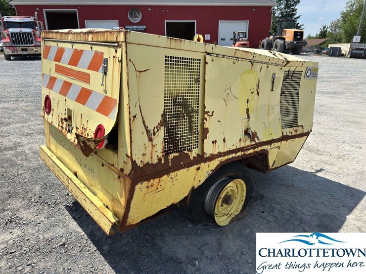 s/a-compressor-trailer-image-3