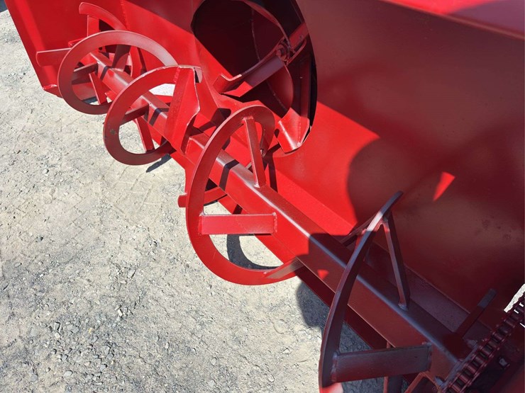 7’-single-auger-snowblower-(3pt-hitch)-image-5