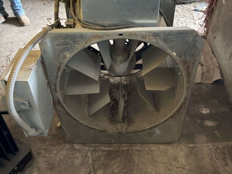24”-sukup-liquid-propane-heater,-used-for-6-seasons-until-strom-in-’22-took-the-bin-away-image-4