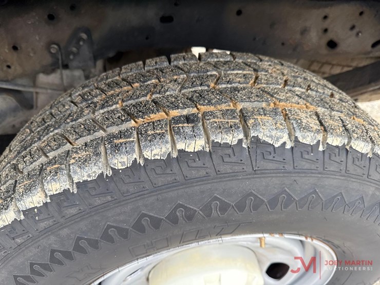 2016-ford-f250-xl-image-8