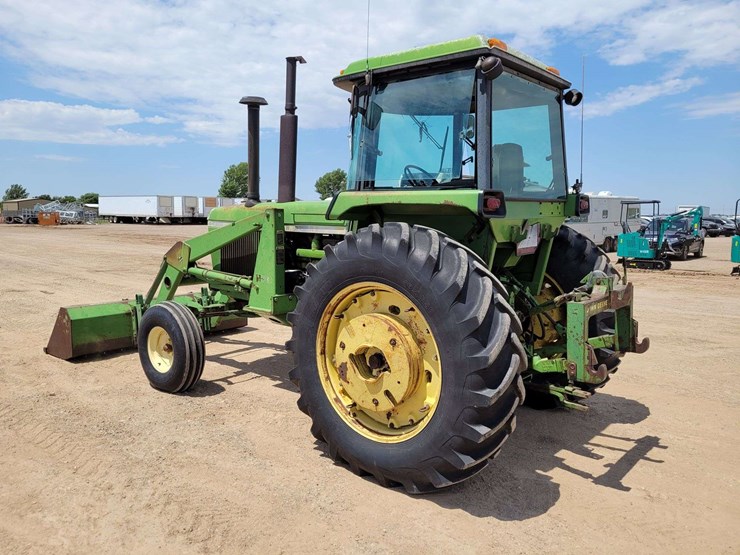 john-deere-4430-image-9