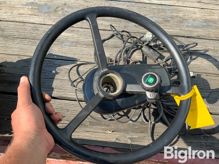 john-deere-200-image-10