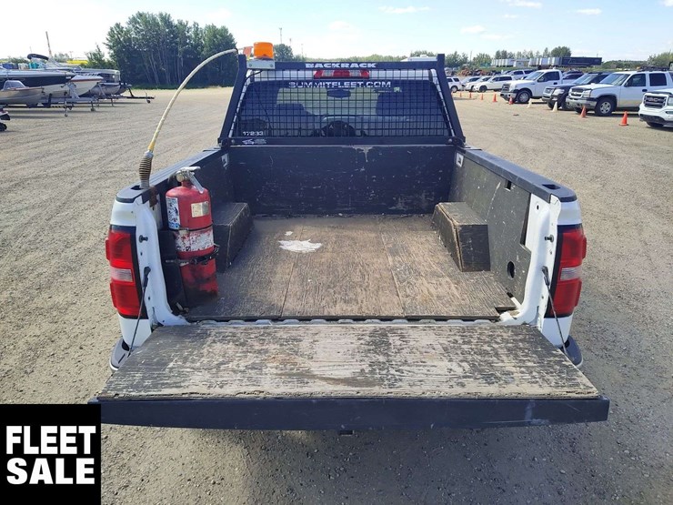 2017-gmc-sierra-1500-image-30