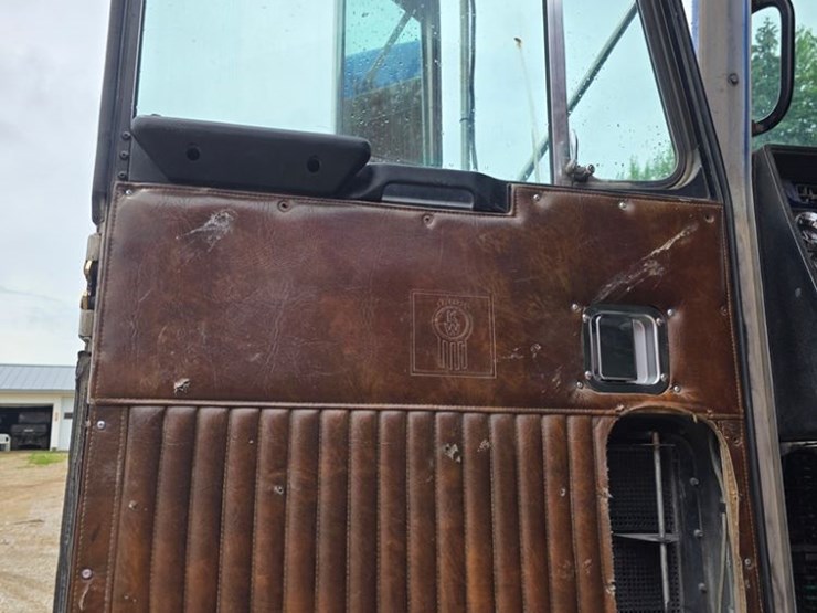 1991-kenworth-t800-image-30