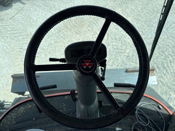 massey-ferguson-9895-image-25
