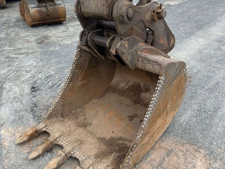 komatsu-pc150-image-18