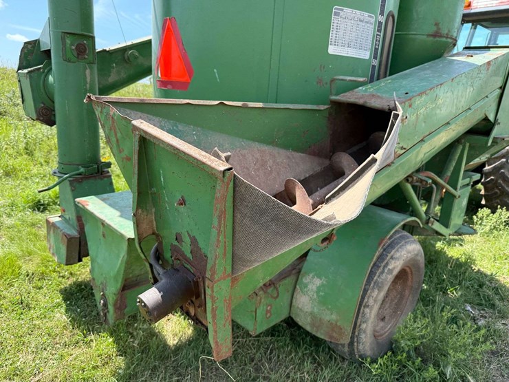 john-deere-700-image-16