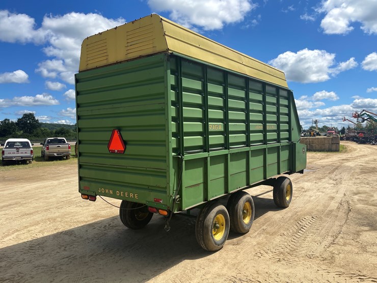 john-deere-716a-image-6