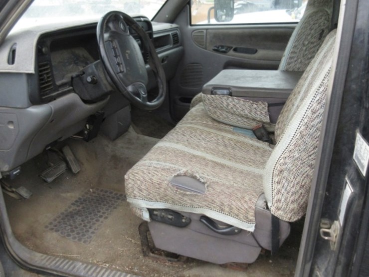 1996-dodge-ram-3500-image-9